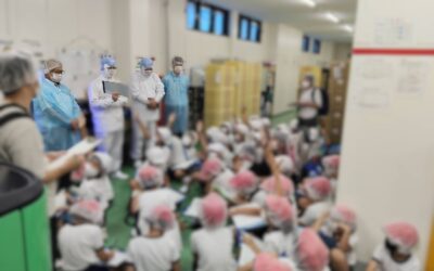 地元の小学生が工場と直売店の見学に来てくださいました!